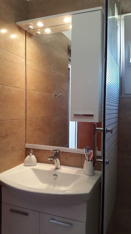 ראב Paradise Apartment - Old Town Rab מראה חיצוני תמונה