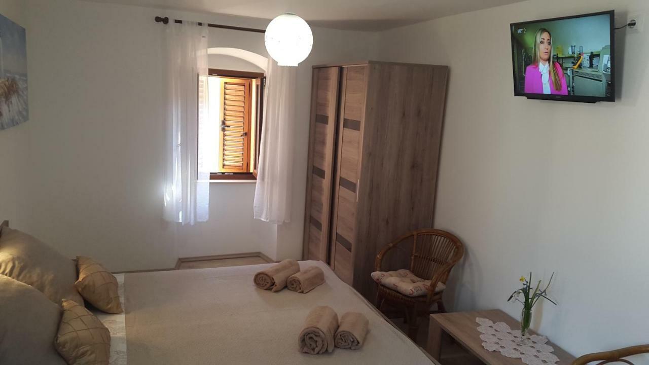 ראב Paradise Apartment - Old Town Rab מראה חיצוני תמונה